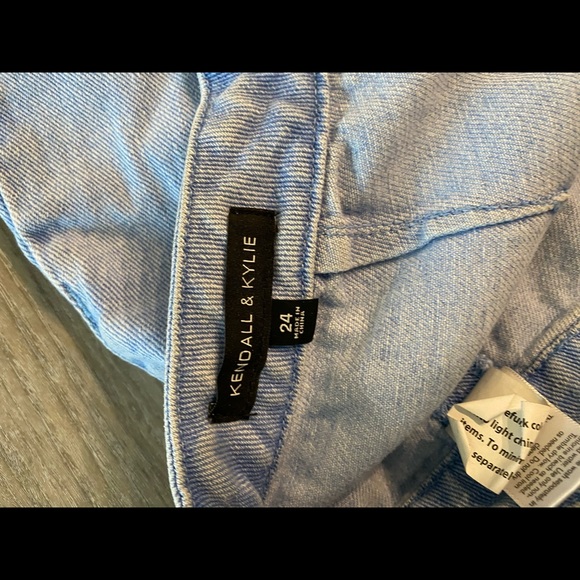 kendall and kylie denim skirt - Picture 3 of 3